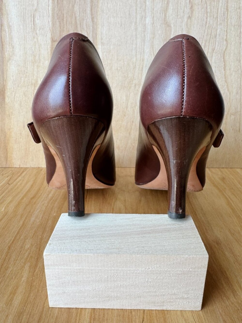 Chocolate Brown Leather Corso Como Heels - Picture 15 of 16